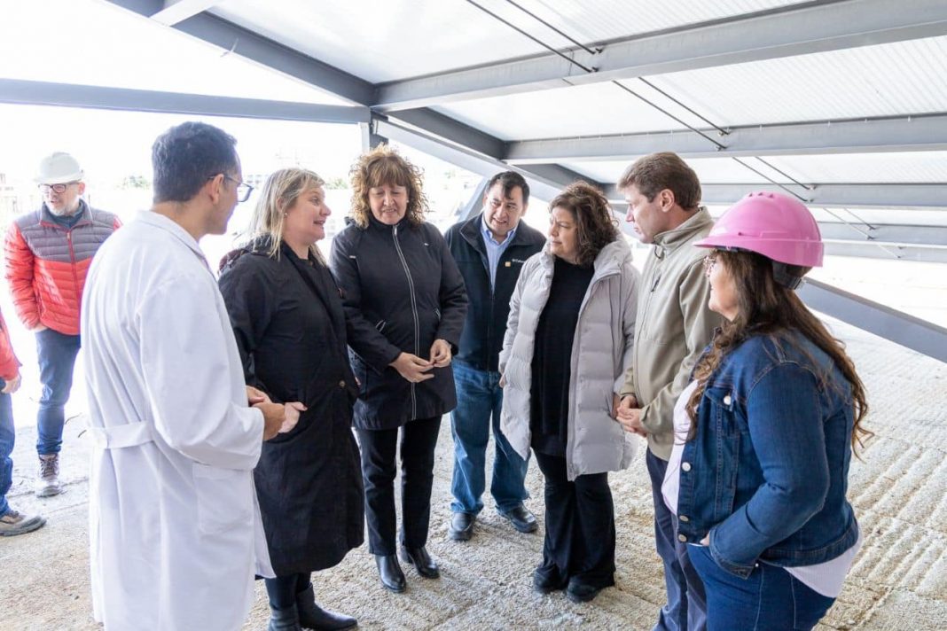 melella-y-vizotti-recorrieron-la-obra-del-hospital-y-el-centro-de-rehabilitacion-en-ushuaia