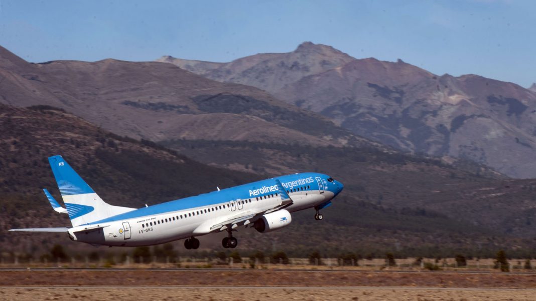 aerolineas-argentinas-transporto-casi-2,4-millones-de-pasajeros-entre-enero-y-febrero